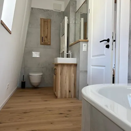 Refugium 12 Villa Neustadt an der Weinstrasse